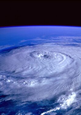 hurricane-92968_1280